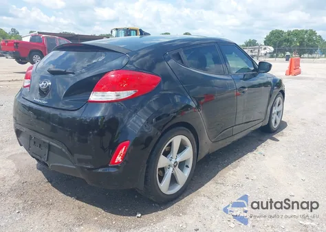 2013 Hyundai Veloster Base W/Gray z USA, uszkodzony, nr VIN KMHTC6AD0DU149768